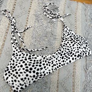 Zaful Black and White Dalmatian Print Bikini Top